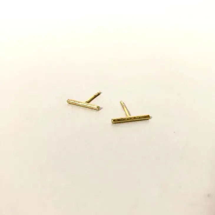 Petite Classic Studs