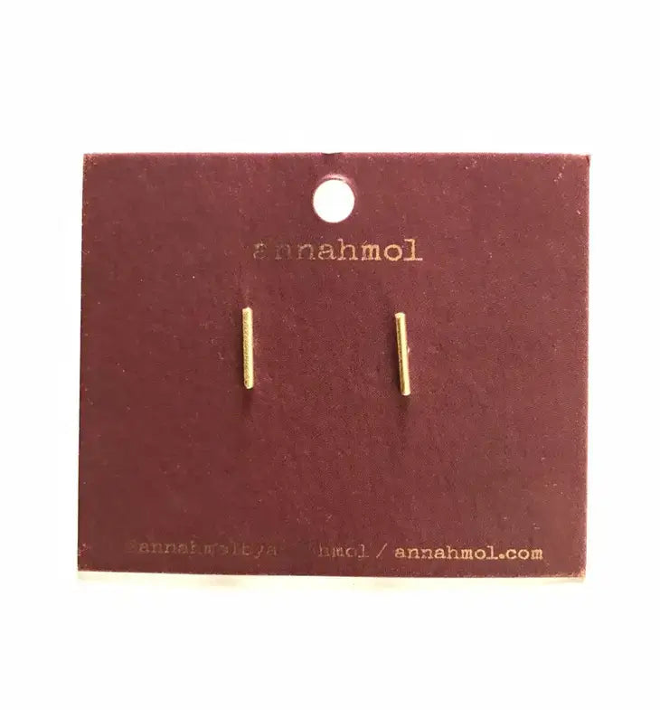 Petite Classic Studs