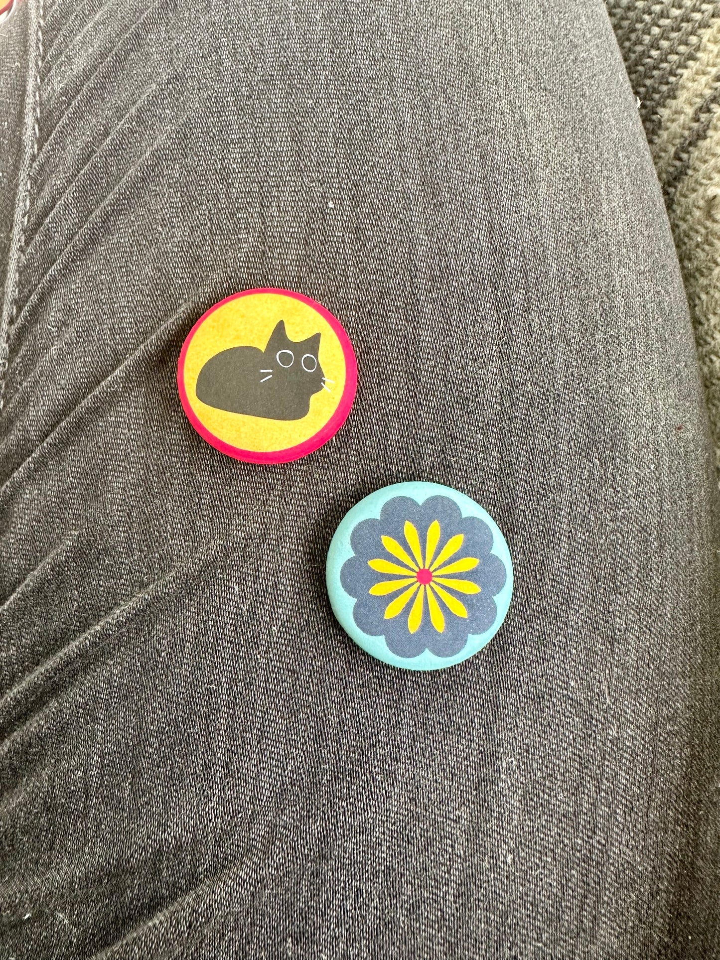 Cat button