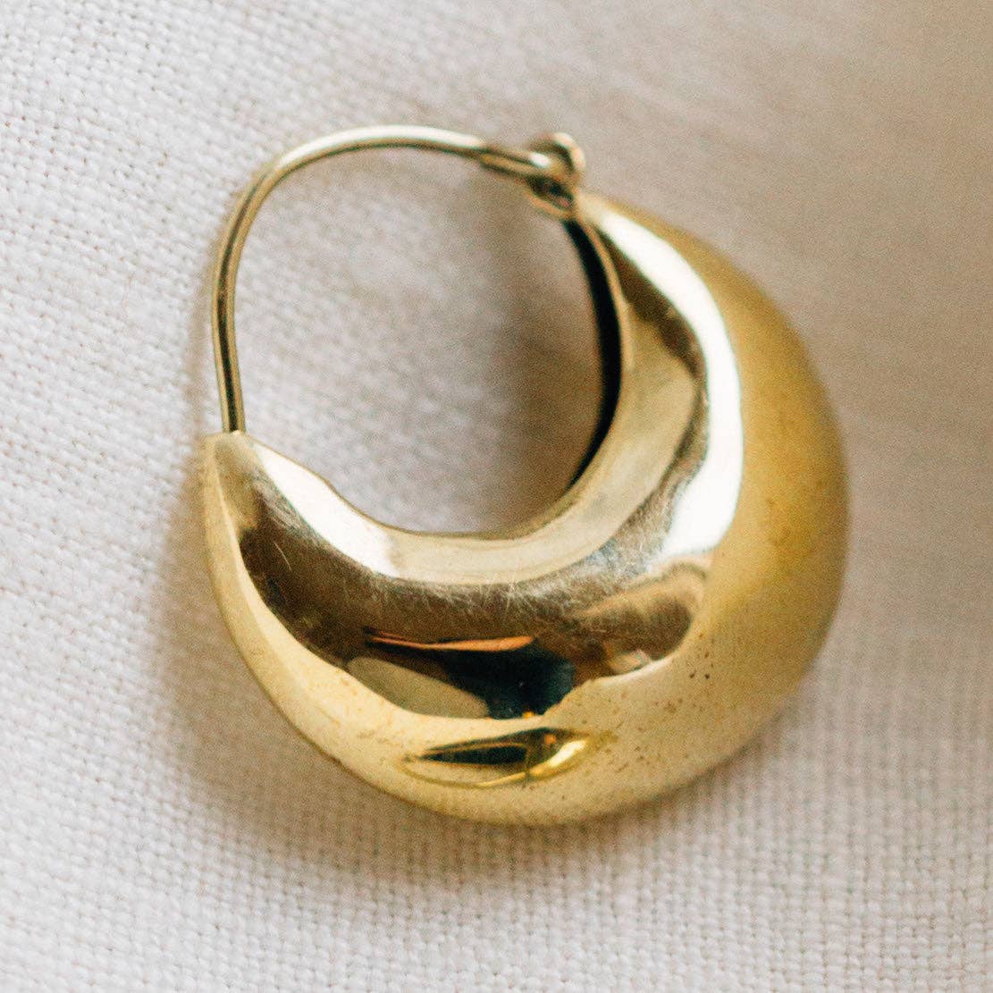 Soneeya Crescent Teardrop Hoop Earrings