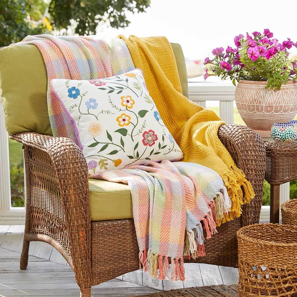 Garden Gingham Rethread Throw